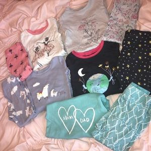 Old Navy 2T Two Piece Pajamas Set of 6